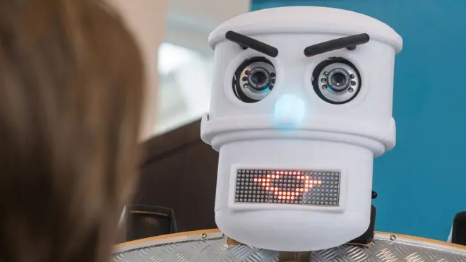 Пока роботы покоряют мир, законодатели работают над их ограничениями