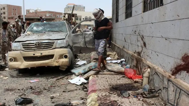 أعلن تنظيم الدولة الإسلامية المسؤولية عن عدد من التفجيرات في اليمن