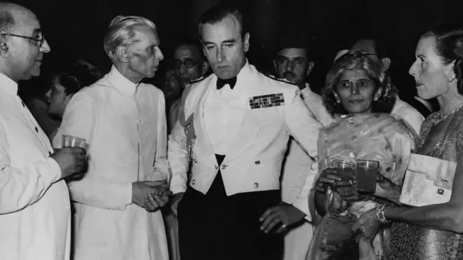 نامزد گورنر جنرل محمد علی جناح اور ان کی بہن فاطمہ جناح کی 7 اگست 1947 کی ایک تصویر