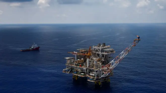 Giàn khoan Lan Tây được vận hành bởi Rosneft ở ngoài khơi Vũng Tàu.