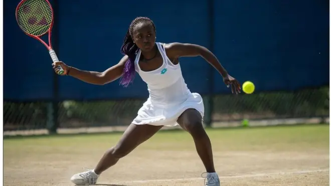 Sada yatanguye gukina tennis afise imyaka umunani