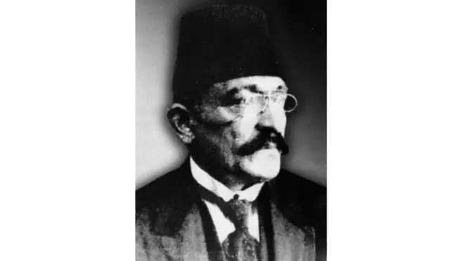 Əhməd Ağayevin şəkli