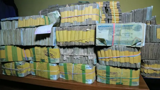 Maallaqa poolisiin sakkatta'insa shara seeraan alaa ilaachisee magaalaa Finfinneetti to'ate.