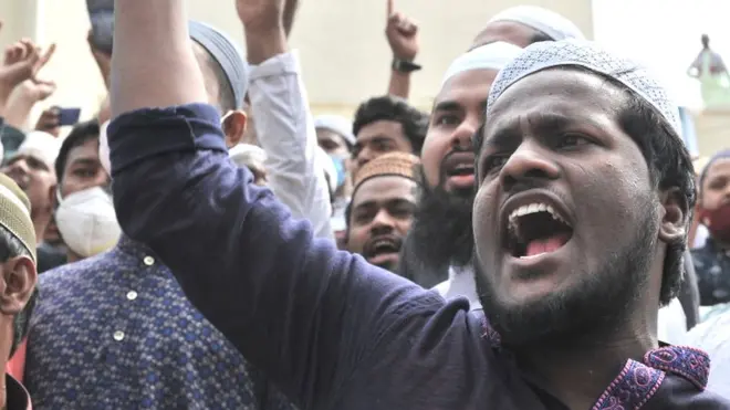 બાંગ્લાદેશની રાજધાની ઢાકામાં વડા પ્રધાન નરેન્દ્ર મોદીના વિરોધમાં પ્રદર્શન