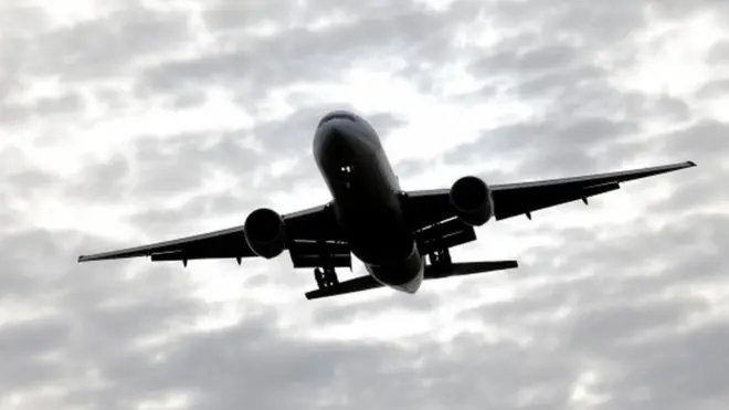 Air France waxay diyaaradeheeda ka fogeyneysaa nawaaxiga Kuuriyada Woqooyi