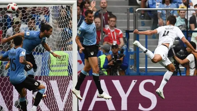 Varane score di first goal