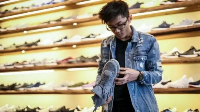 شركات الأحذية تحذر من تبعات الحرب التجارية على المستهلك