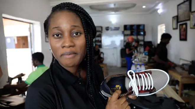 Chidinma gara mba Italị gaa mụọ etu e si arụ akpụkpọ ụkwụ n'ụzọ pụrụ iche