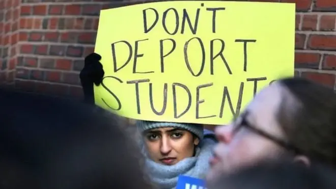 کورونا، امریکہ، پاکستان، طلبہ