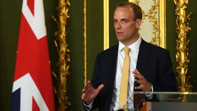 Доминик Рааб призывает власти России не разводить руками, а что-то делать с хакерами