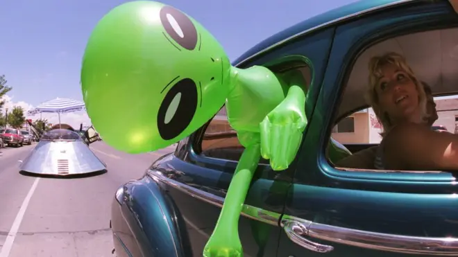 Іграшка прибулець