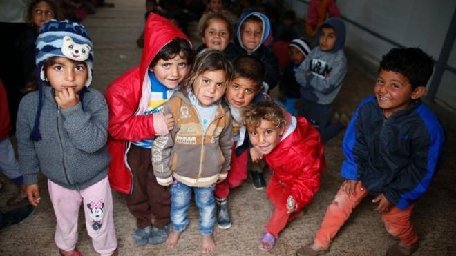 أطفال نازحين من الموصل