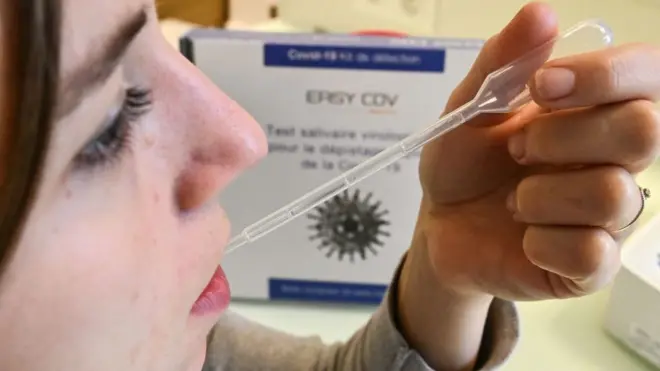 फ़्रांस में कोरोना