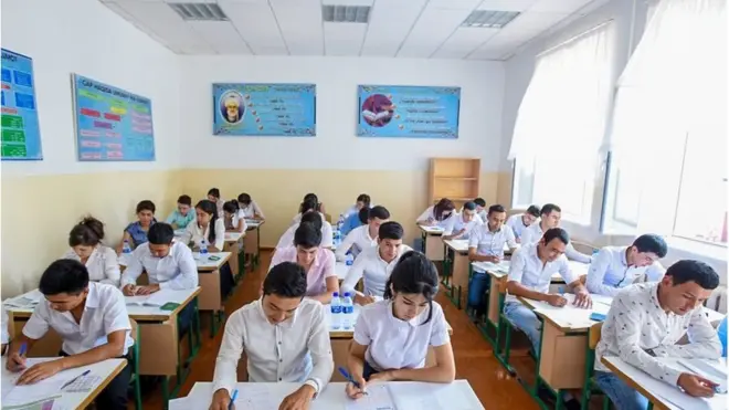 Ўзбекистон абитуриентлар