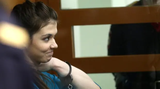 Варвара Караулова настаивает, что не собиралась вступать в террористическую организацию, но суд так не считают