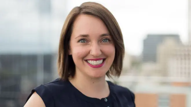 تقول أوبري بلانش إن بعض إعلانات الوظائف تتضمن جملة "بيئة عمل غير ملائمة" للنساء