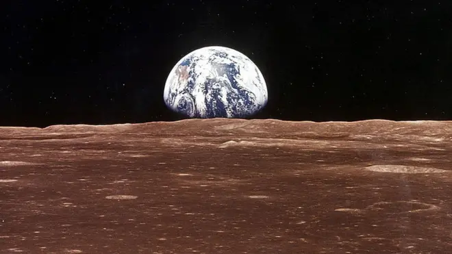 1999માં અપોલોએ લીધેલી તસવીર