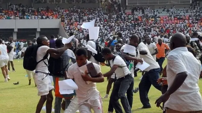 Dad aad uga tiro badan shaqooyinka ayaa mar walba codsada shaqooyinka banaan