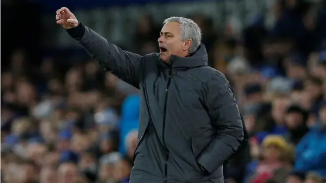 Jose Mourinho menuntun skuad Manchester United meraih kemenangan 2-0 atas Everton, pada Senin (01/01).