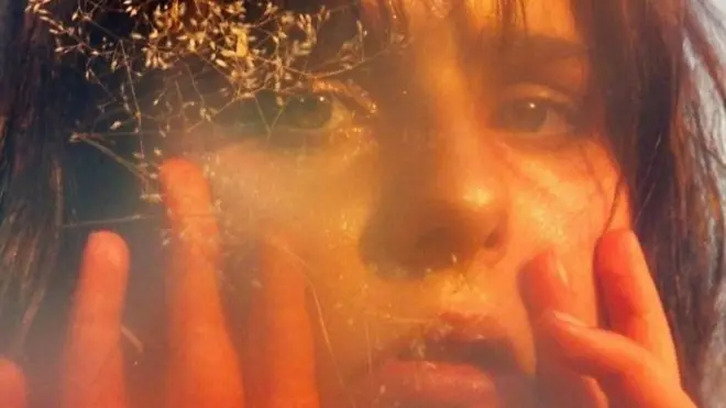 Аккаунт в "Инстаграме" #girlgaze