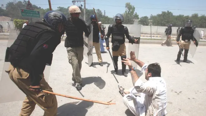 پشاور میں احتجاج