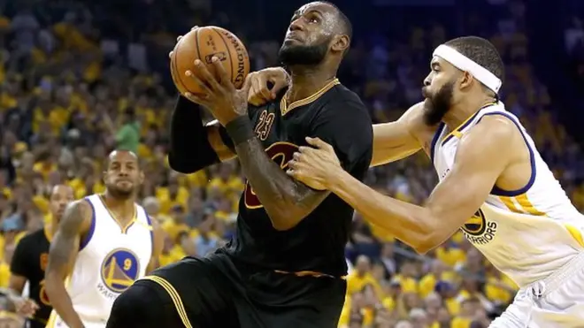 Il a réagi sur Twitter après les propos du président américain sur les responsabilités des violences de Charlottesville qui doivent selon lui être recherchées "des deux côtés".