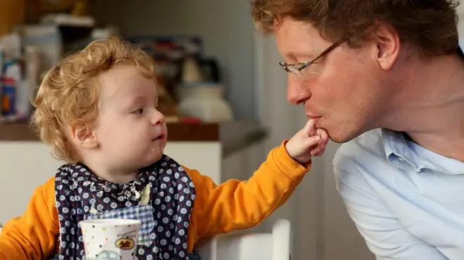 Тато і дитина