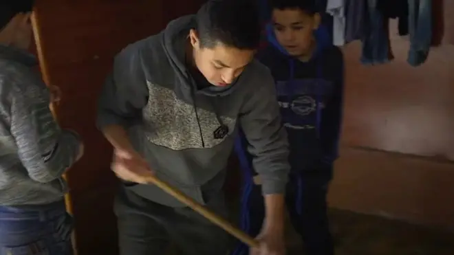 أكثر من ثلث سكان لبنان هم من اللاجئين. وجاءت عليهم أخيرا عاصفة اسمها "نورما" جلبت معها فيضانات أغرقت بيوتهم البسيطة.