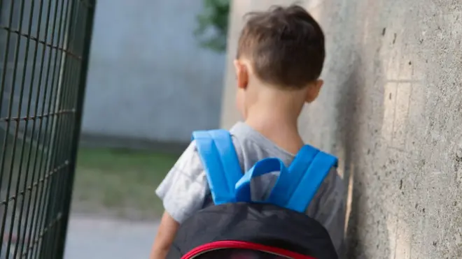 El colegio decidió apartar al niño como una estrategia educativa. (Imagen ilustrativa)