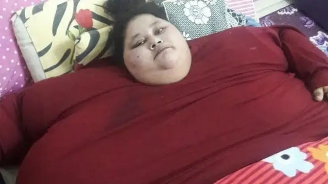 د ایمان کورنۍ وايي، چې د زېږون پرمهال د هغې وزن پنځه کیلوګرامه و.