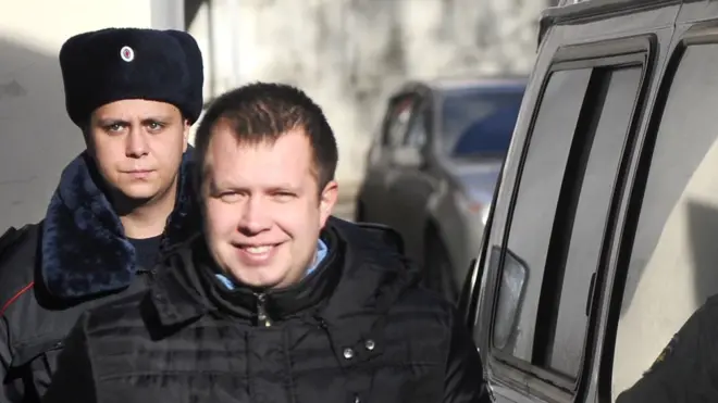 Ляскин утверждает. что полиция не сразу пустила к нему врачей