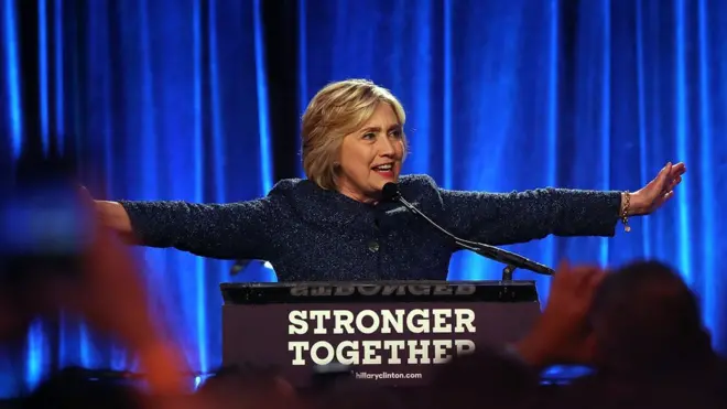 Hillary Clinton'ın New York'taki konuşması, Trump destekçilerinin tepkisini çekti.