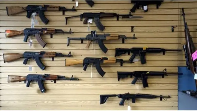 الاسلحة تباع بين الافراد دون رقابة