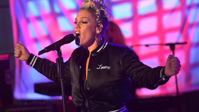 P!nk has perfect response to online troll who told her she 'got old