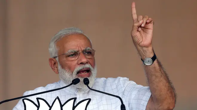 नरेंद्र मोदी