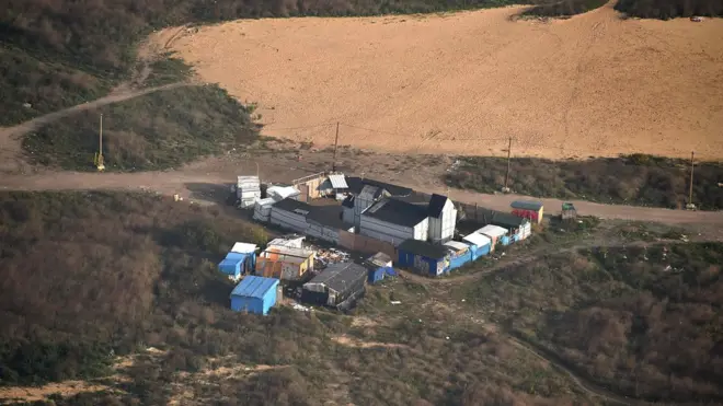 ماتبقى من مخيم الغابة بحلول الأول من نوفمبر/ تشرين ثاني