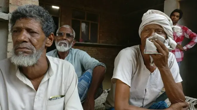 گاؤں کے مسلمانوں کا کہنا ہے کہ اگر انہیں نماز نہیں پڑھنے دی گئی تو وہ کہیں اور جا کر بسنے کے بارے میں بھی سوچیں گے