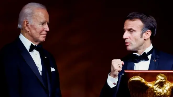 बाइडन और मैक्रों