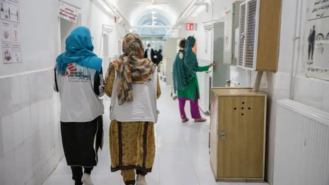 بې پولې ډاکټران