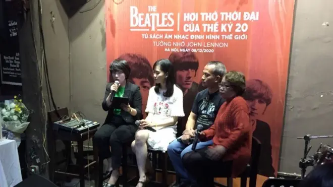 Đêm ra mắt sách Shout về nhóm The Beatles ở Hà Nội