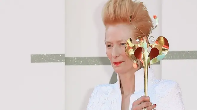 Тильда Суинтон