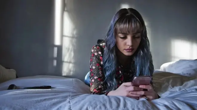 نوجوان مصنوعی ذہانت کا تھیریپی کے لیے استعمال کر رہے ہیں