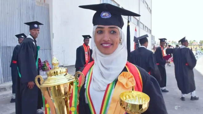 Barattuu Liinaa Wayyuu waancaa badhaafamte qabattee