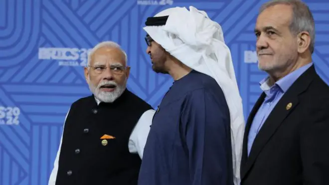 यूएई और ईरान के राष्ट्रपतियों के साथ प्रधानमंत्री नरेंद्र मोदी