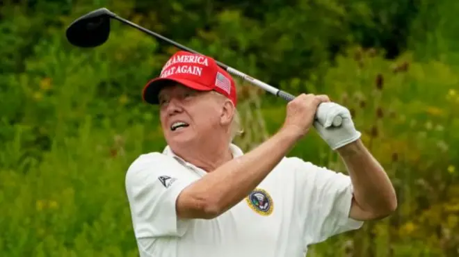 Donald Trump plays golf at his club in Bedminster, New Jersey, on 10 August 2023