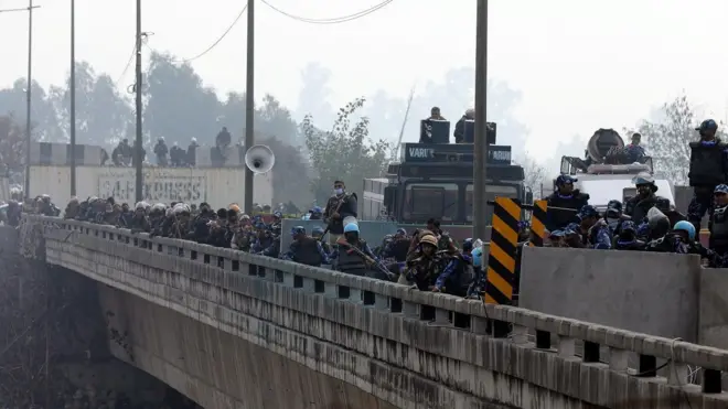 الشرطة الهندية تغلق مداخل العاصمة