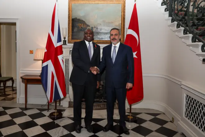 İngiltere Dışişleri Bakanı David Lammy ve Dışişleri Bakanı Hakan Fidan