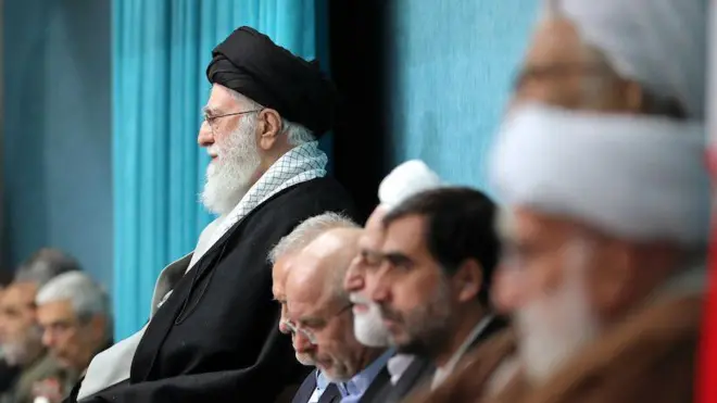 آیت‌الله علی خامنه‌ای، رهبر جمهوری اسلامی در دیداررمضانی با جمعی از مقام‌های فعلی و سابق کشور
