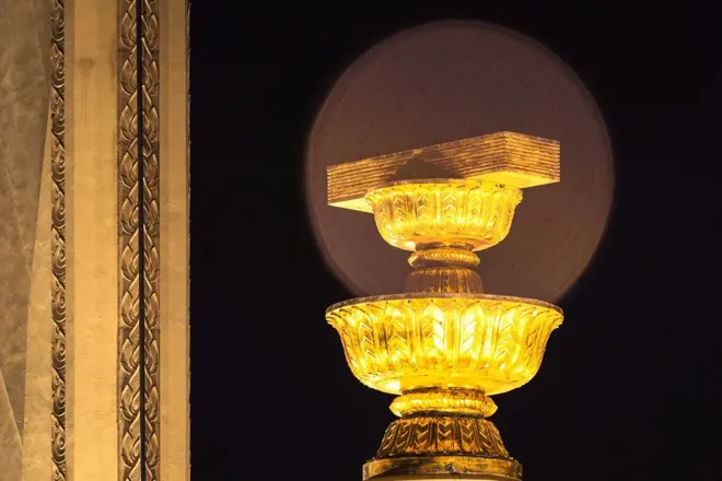 รัฐธรรมนูญ