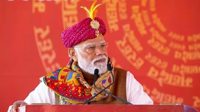 नरेंद्र मोदी 
